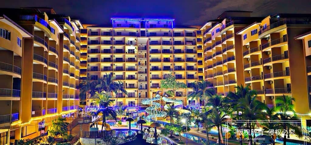 Night Water Theme Park